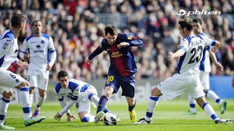 messi dribbling