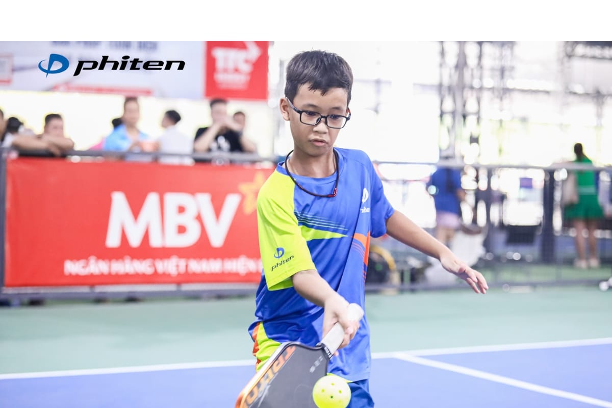 phiten luôn cố gắng đầu tư vào sức khoẻ, thể thao thế hệ trẻ