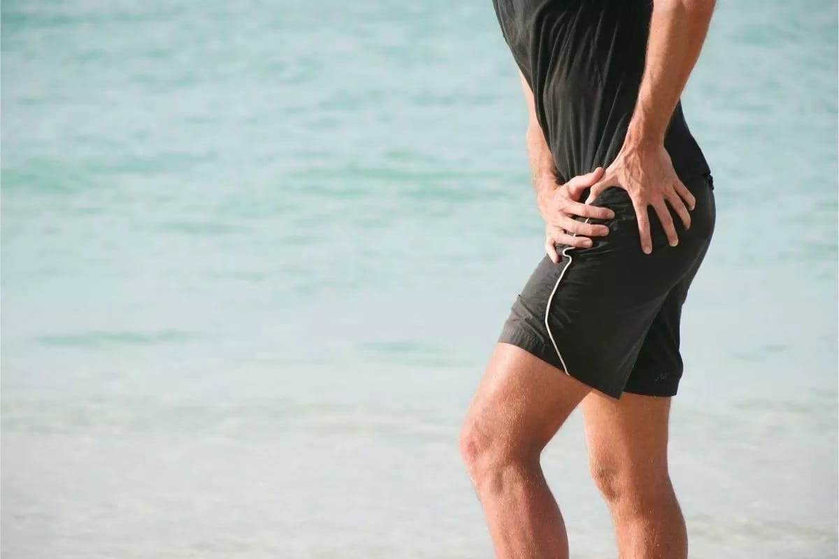 tại sao bị đau hông khi chạy bộ