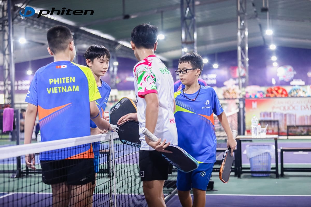 team phiten tham dự d-joy junior với tinh thần máu lửa